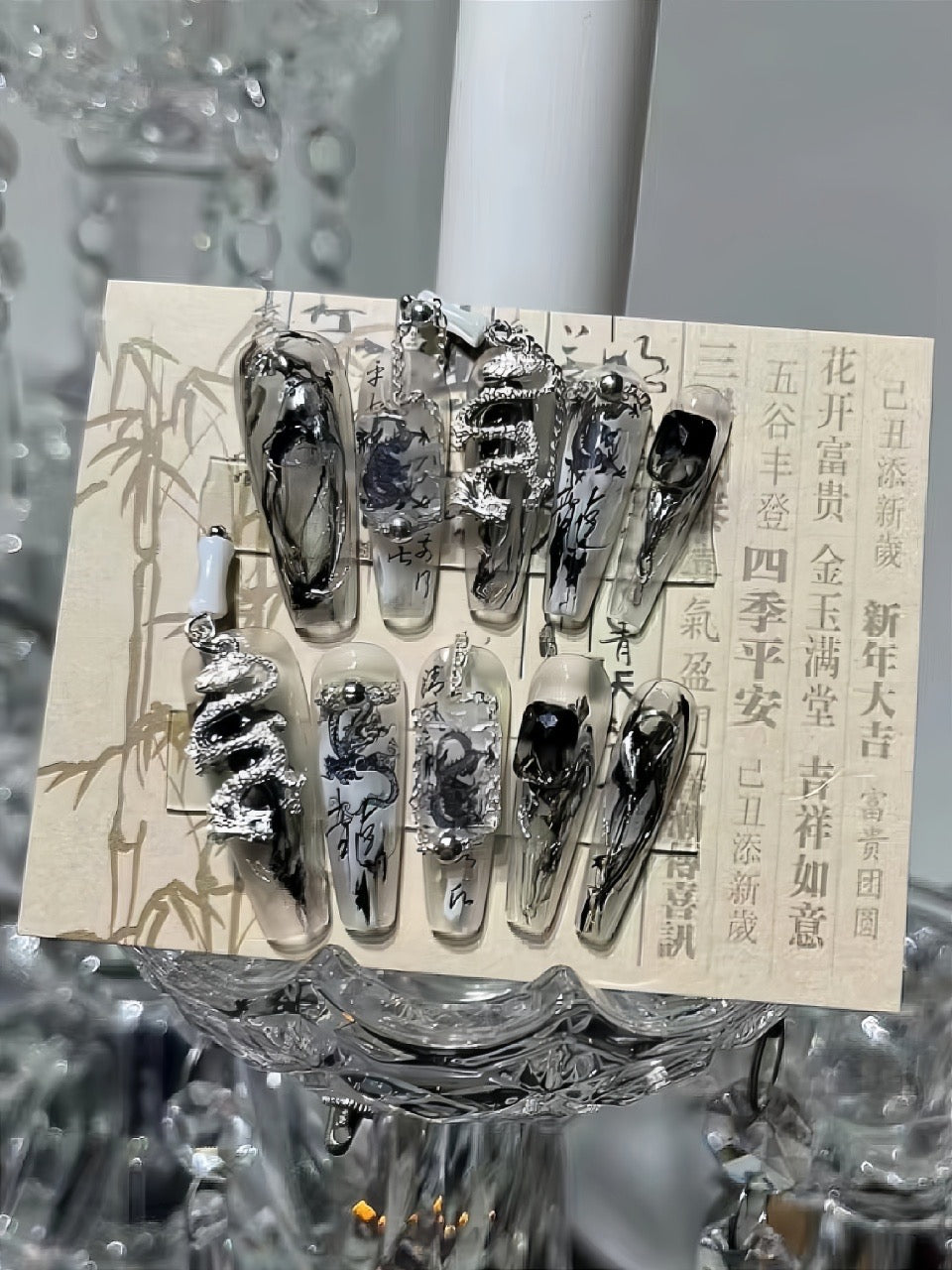 Limited Edition Handmade Fake Nails｜Ink and Wash Wandering Dragon